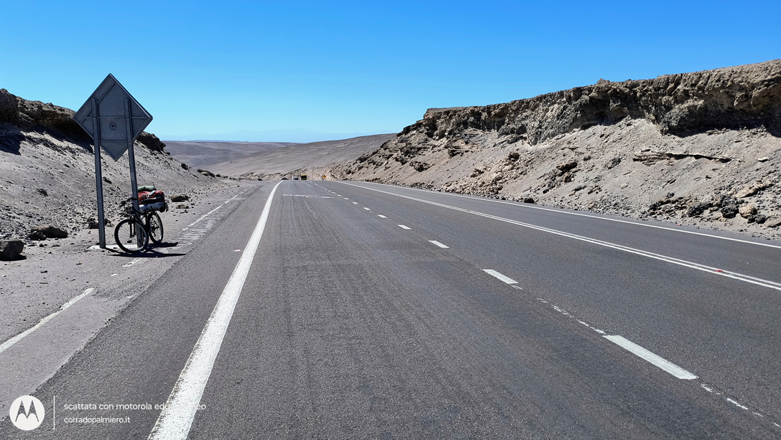 La strada verso Huara