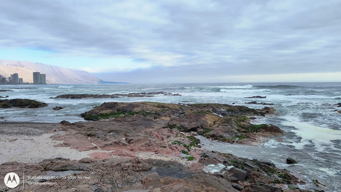 La costa di Iquique sul Pacifico