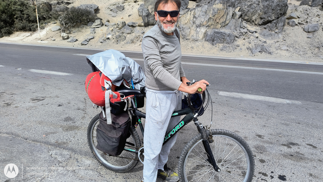 La bicicletta carica durante la Tappa 17