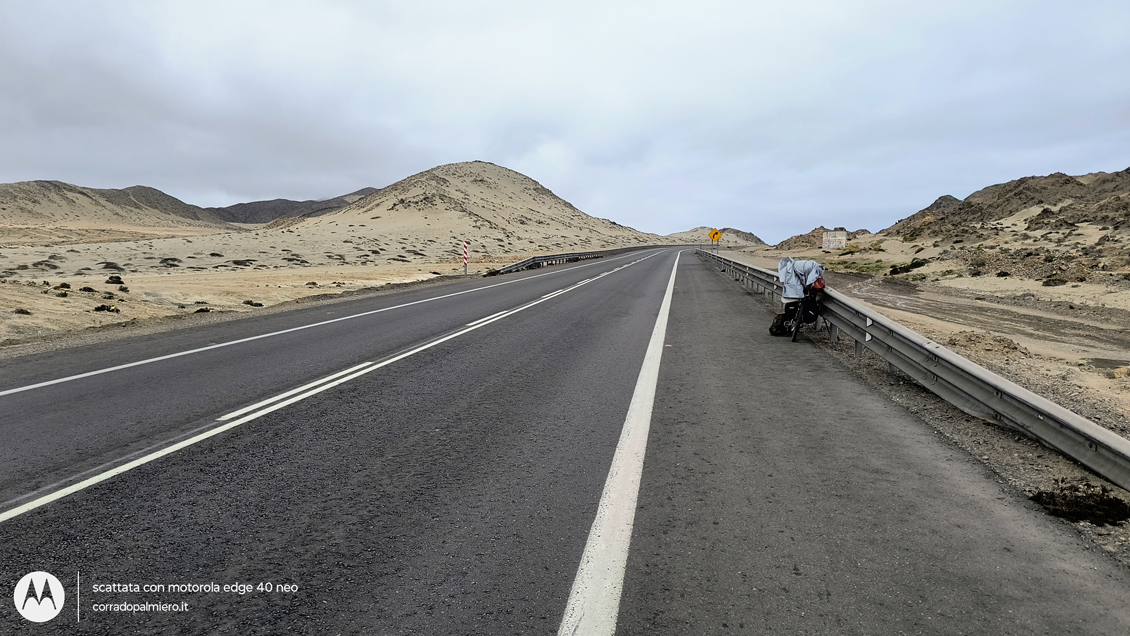 La Ruta 5 nel paesaggio desertico
